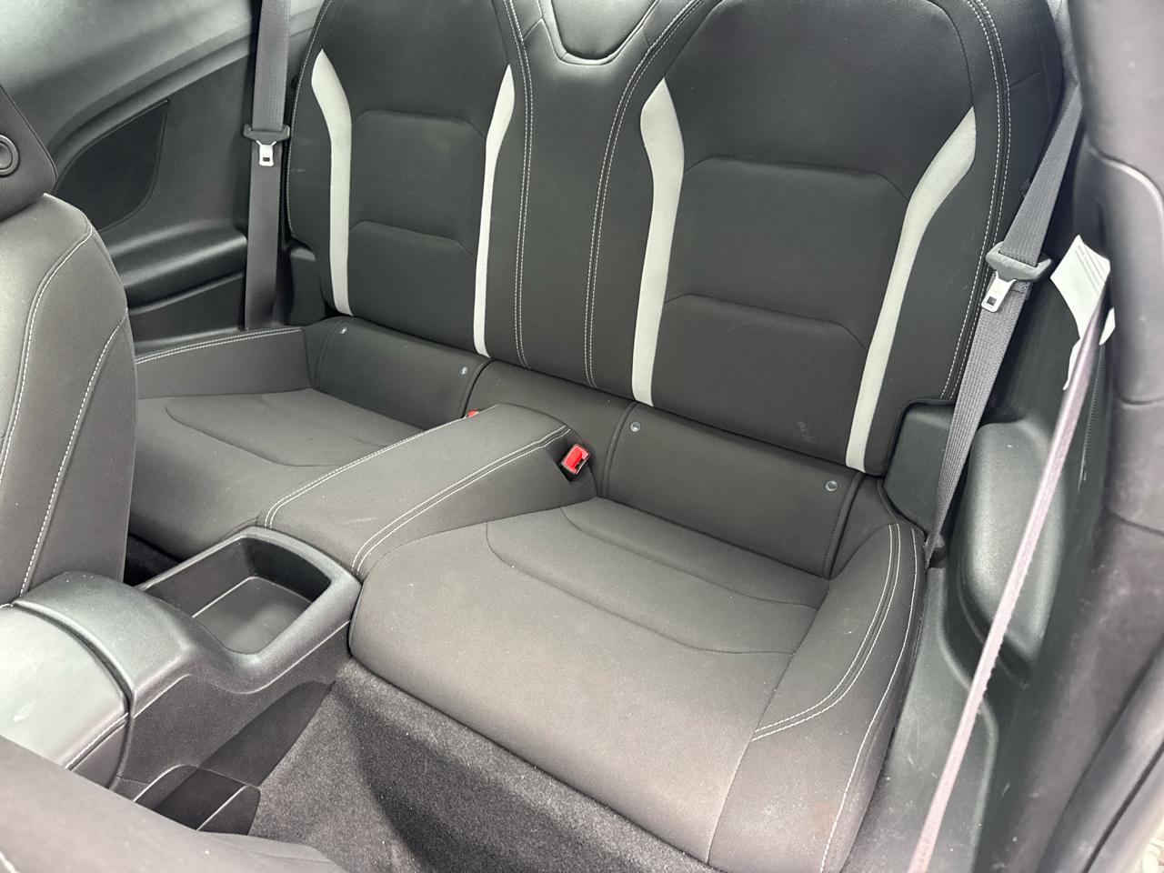 Chevrolet Camaro 2dr Cpe 1LT 2017