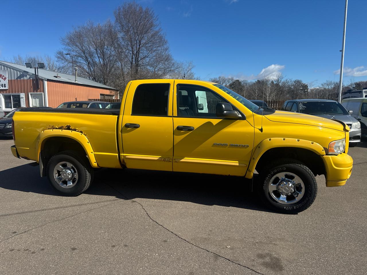 Dodge Ram 2500 4dr Quad Cab 140.5" WB 4WD SLT 2005
