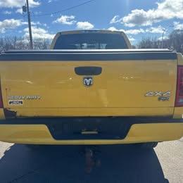 Dodge Ram 2500 4dr Quad Cab 140.5" WB 4WD SLT 2005