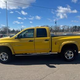 Dodge Ram 2500 4dr Quad Cab 140.5" WB 4WD SLT 2005