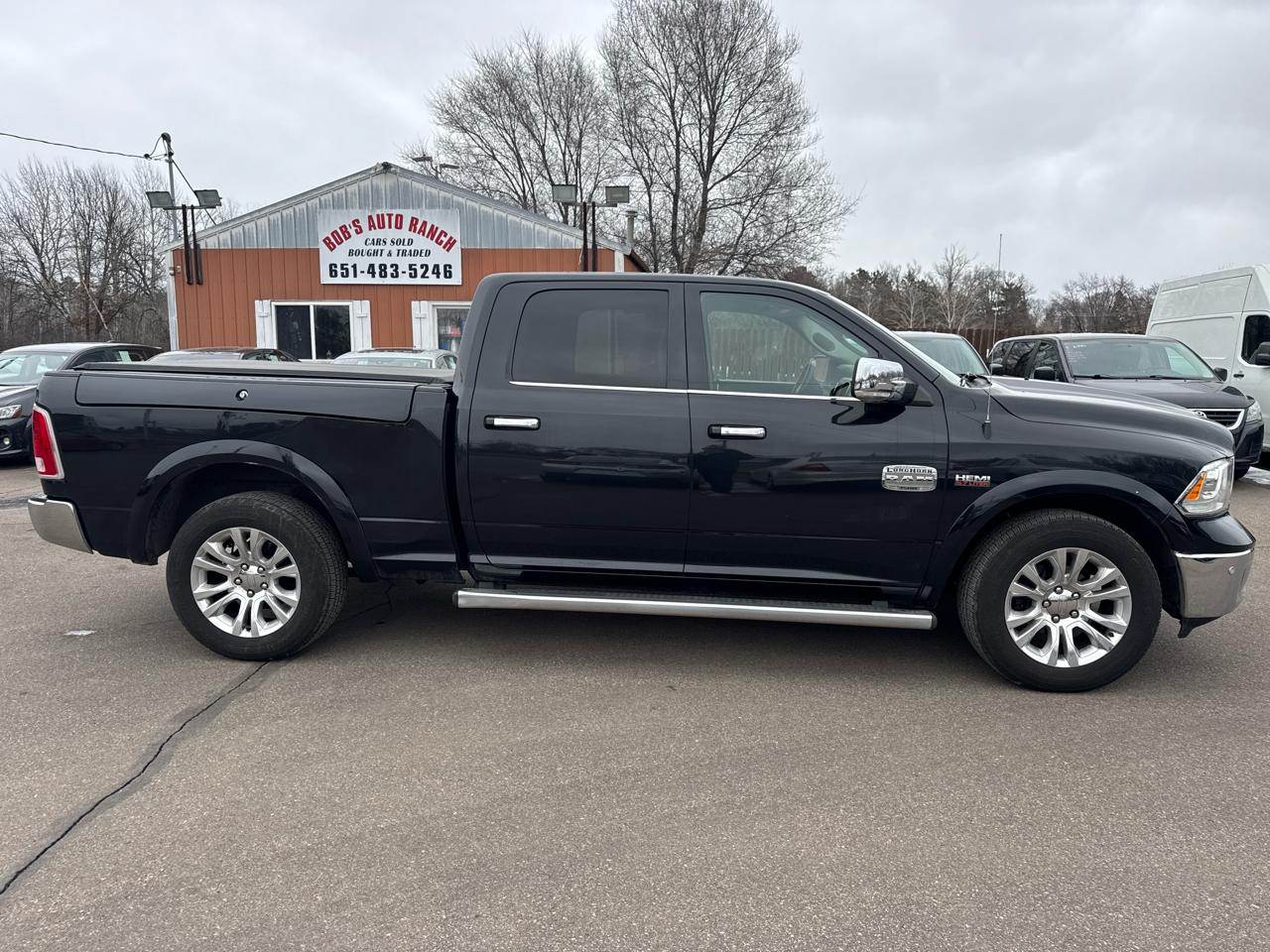RAM 1500 Laramie Longhorn 4x4 Crew Cab 6'4" Box 2017