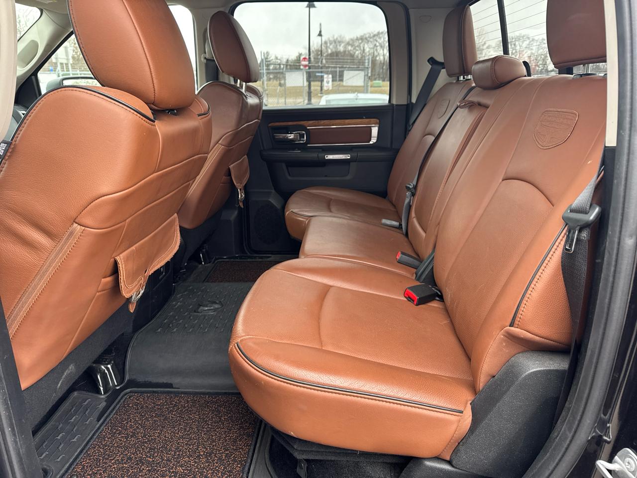 RAM 1500 Laramie Longhorn 4x4 Crew Cab 6'4" Box 2017