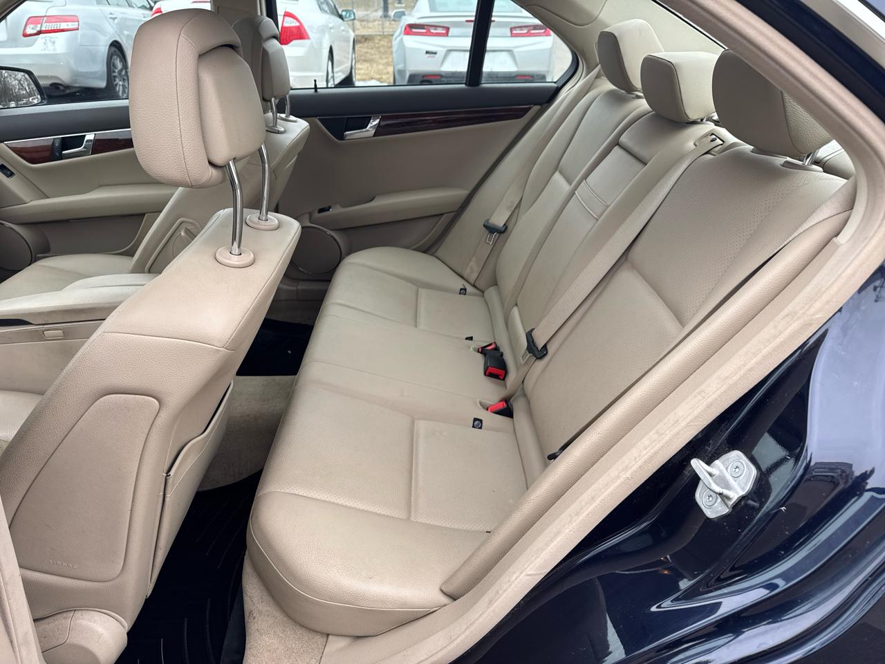 Mercedes-Benz C-Class 4dr Sdn C 300 Sport 4MATIC 2011