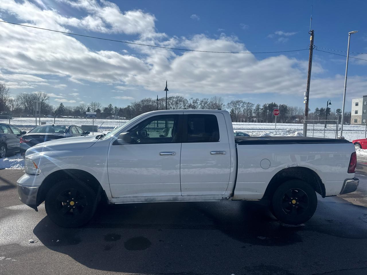 RAM 1500 4WD Quad Cab 140.5" SLT 2013