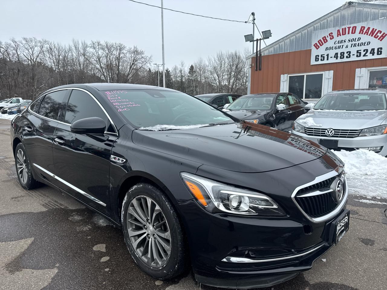 Buick LaCrosse 4dr Sdn Premium AWD 2017