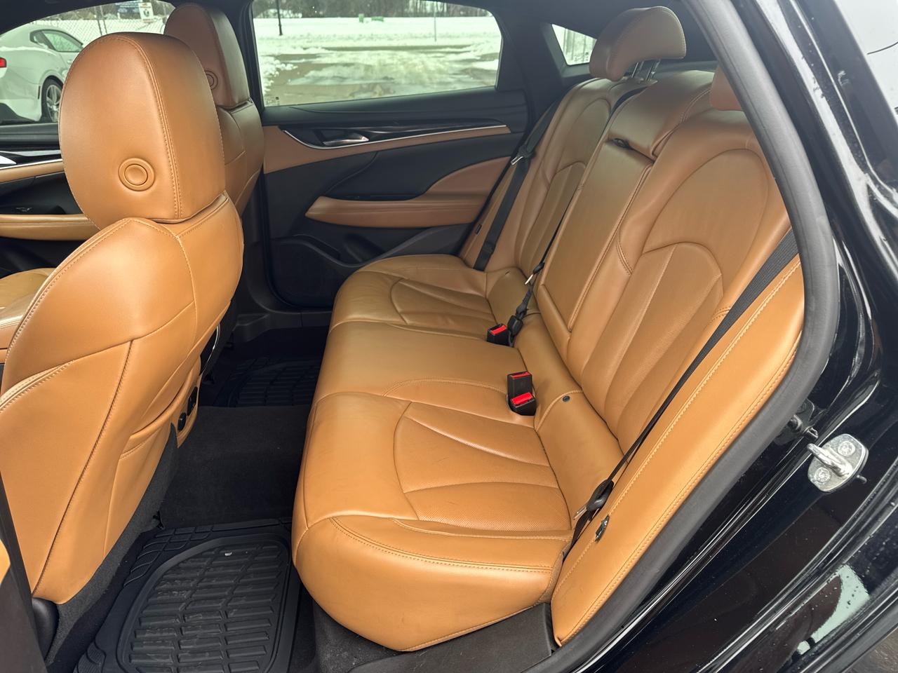 Buick LaCrosse 4dr Sdn Premium AWD 2017