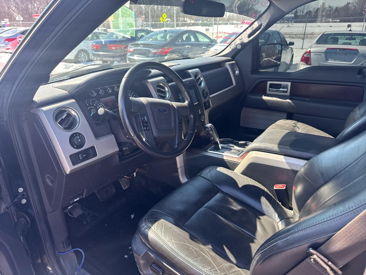 Ford F-150 4WD SuperCrew 145" Lariat 2012