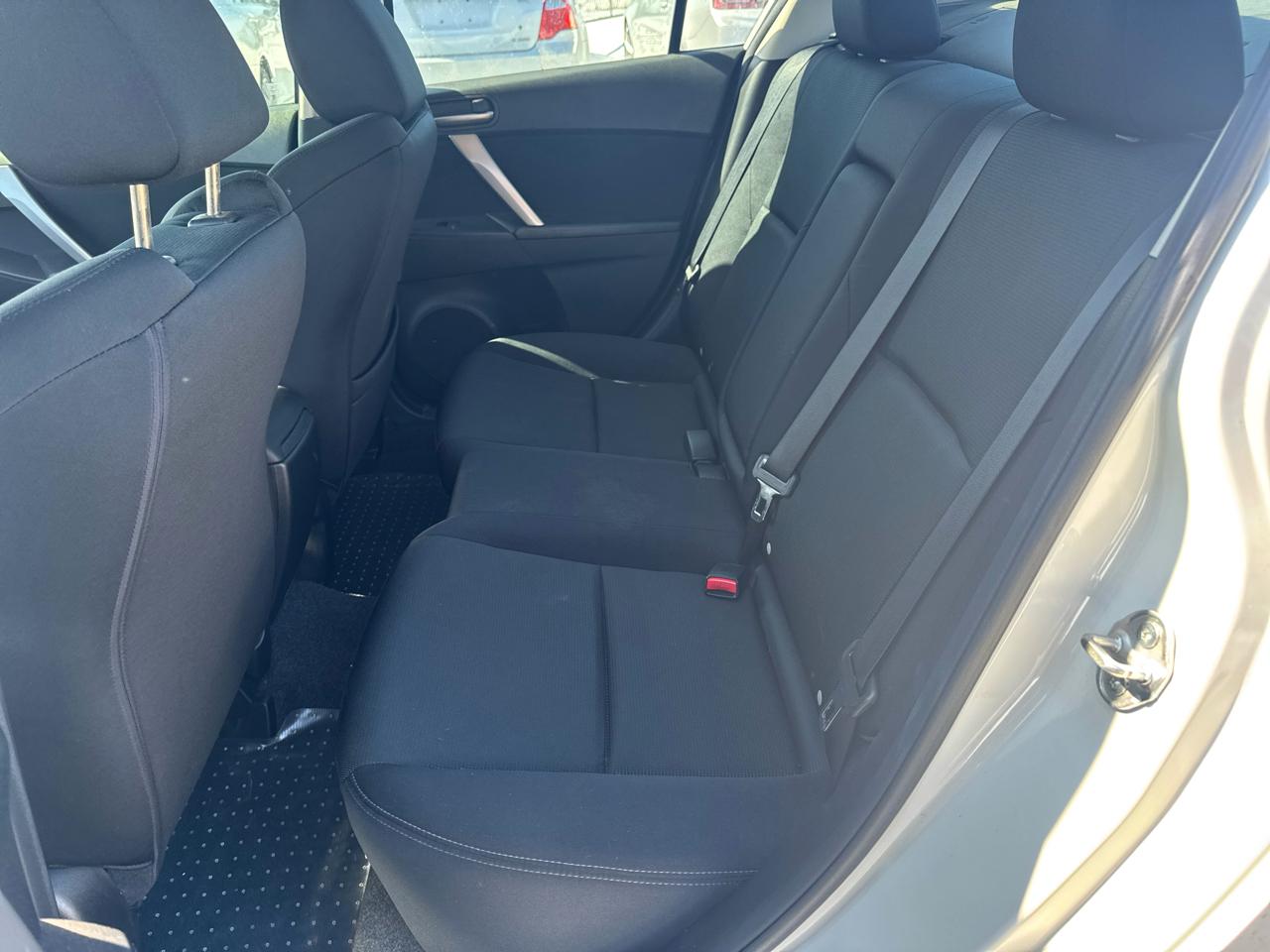 Mazda MAZDA3 4dr Sdn Auto s Sport 2011