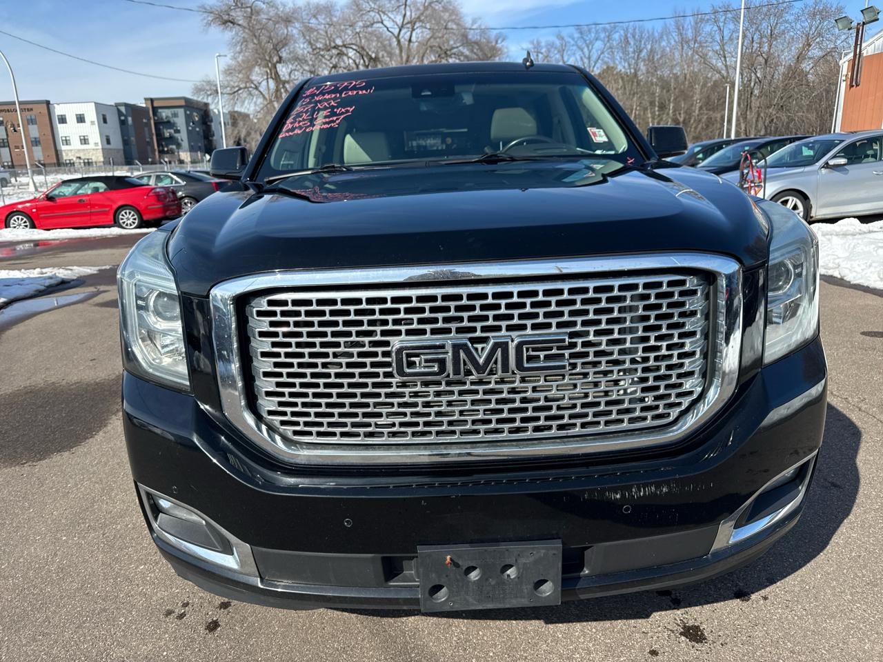 GMC Yukon XL 4WD 4dr Denali 2015