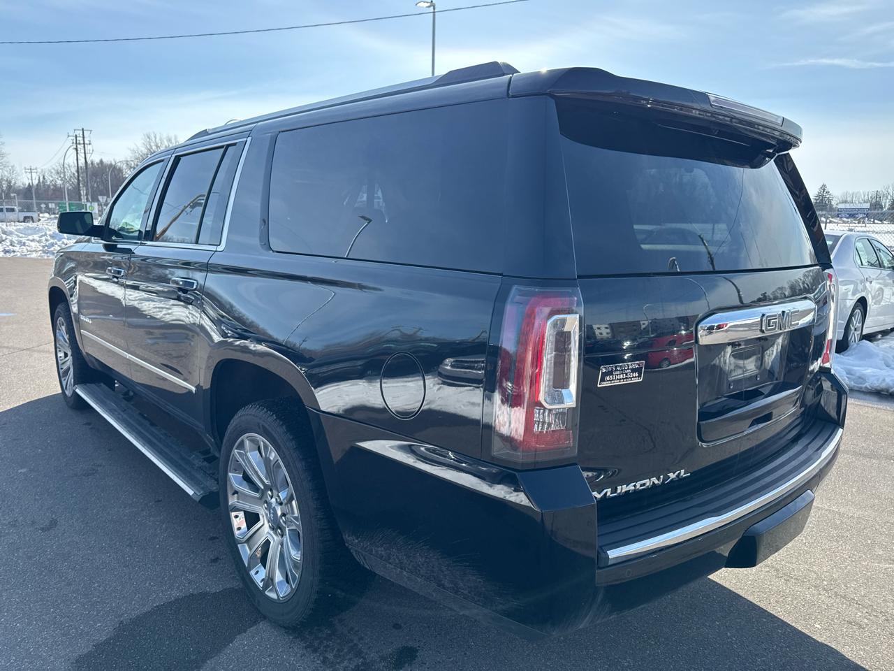 GMC Yukon XL 4WD 4dr Denali 2015