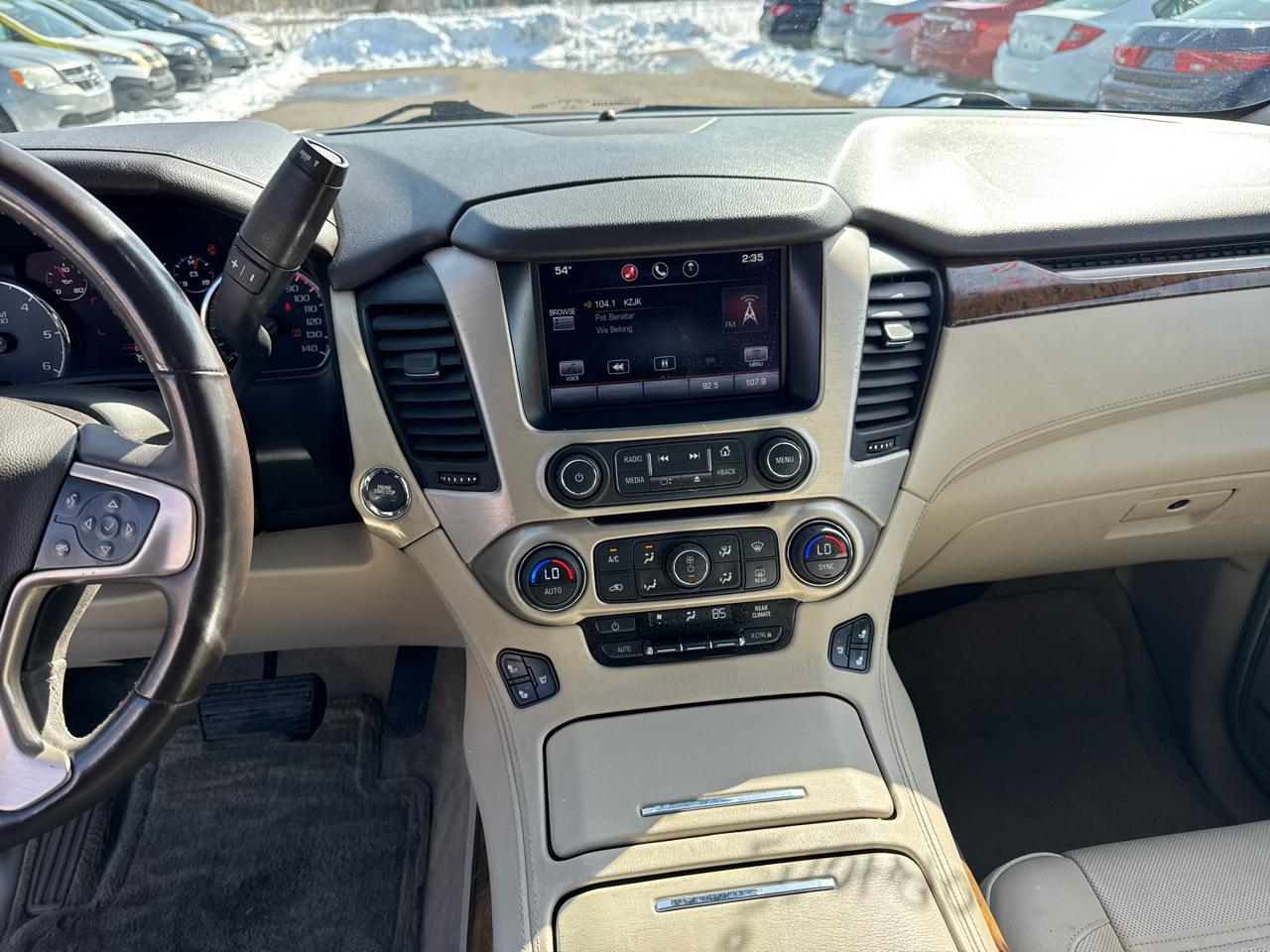 GMC Yukon XL 4WD 4dr Denali 2015