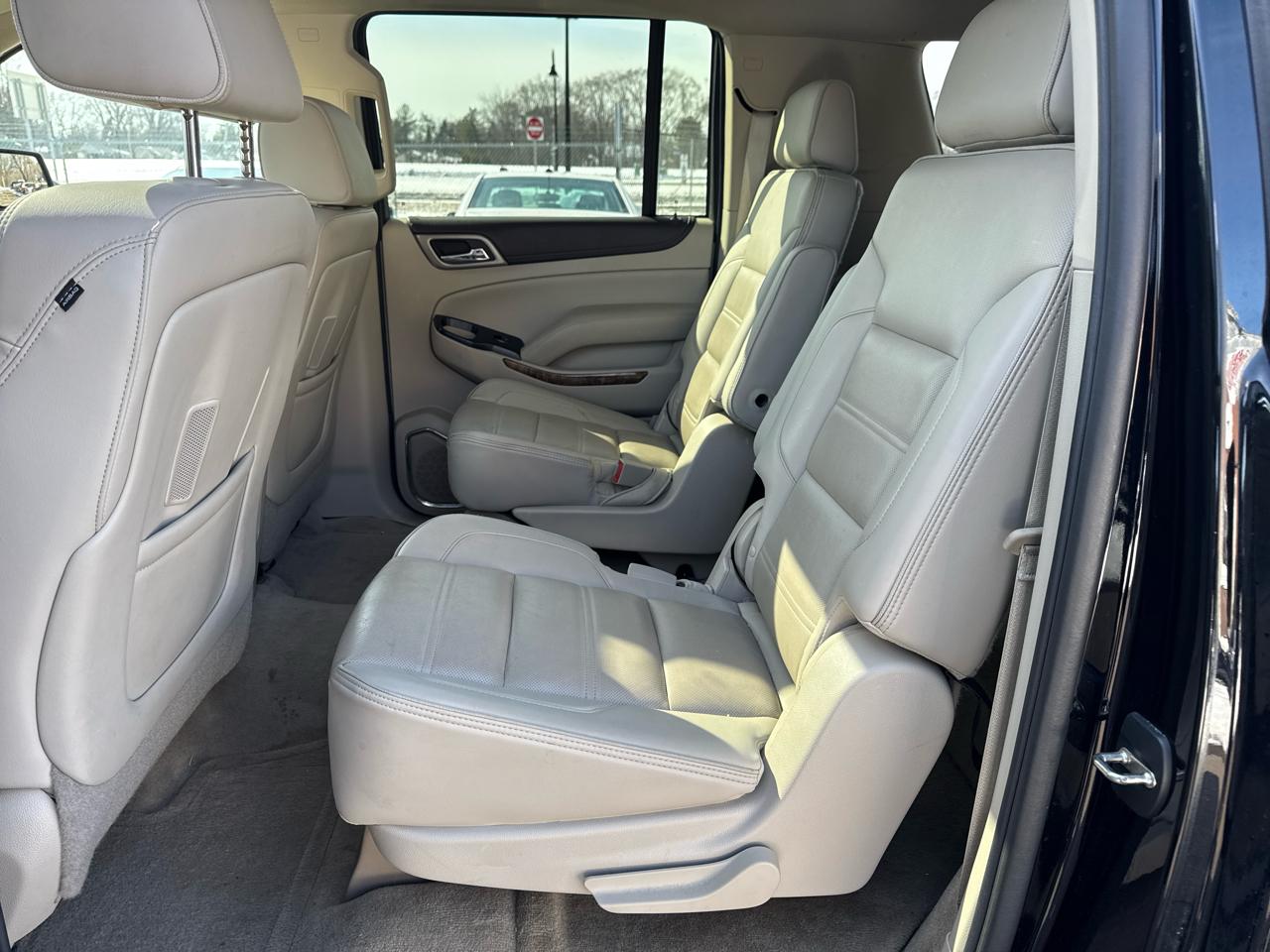 GMC Yukon XL 4WD 4dr Denali 2015