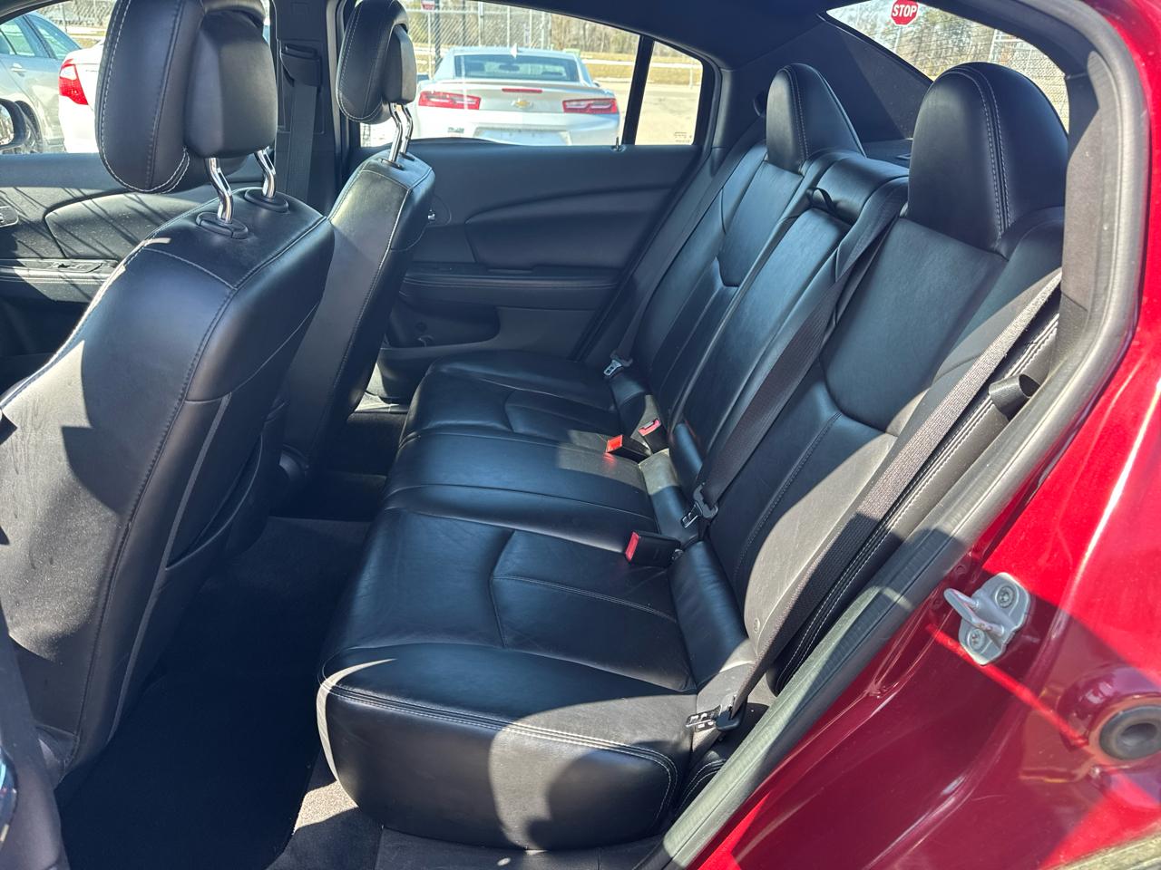 Chrysler 200 4dr Sdn Limited 2013