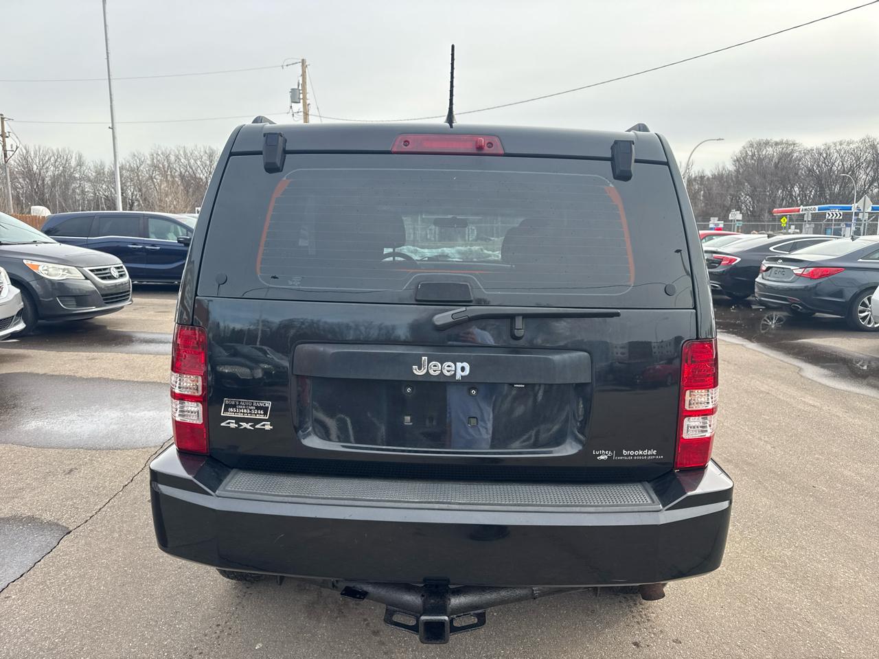 Jeep Liberty 4WD 4dr Sport 2012