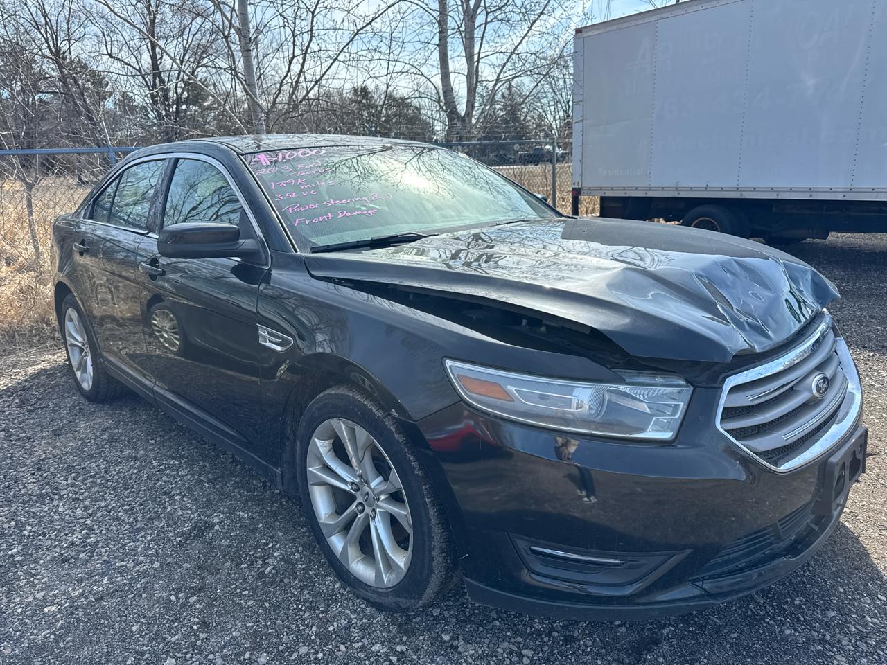 Ford Taurus 4dr Sdn SEL AWD 2013