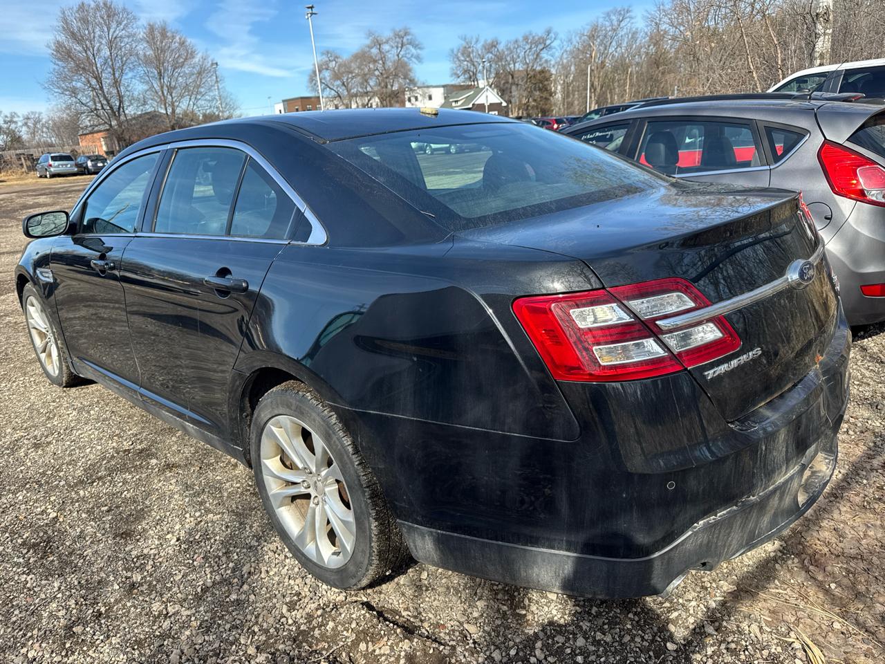 Ford Taurus 4dr Sdn SEL AWD 2013