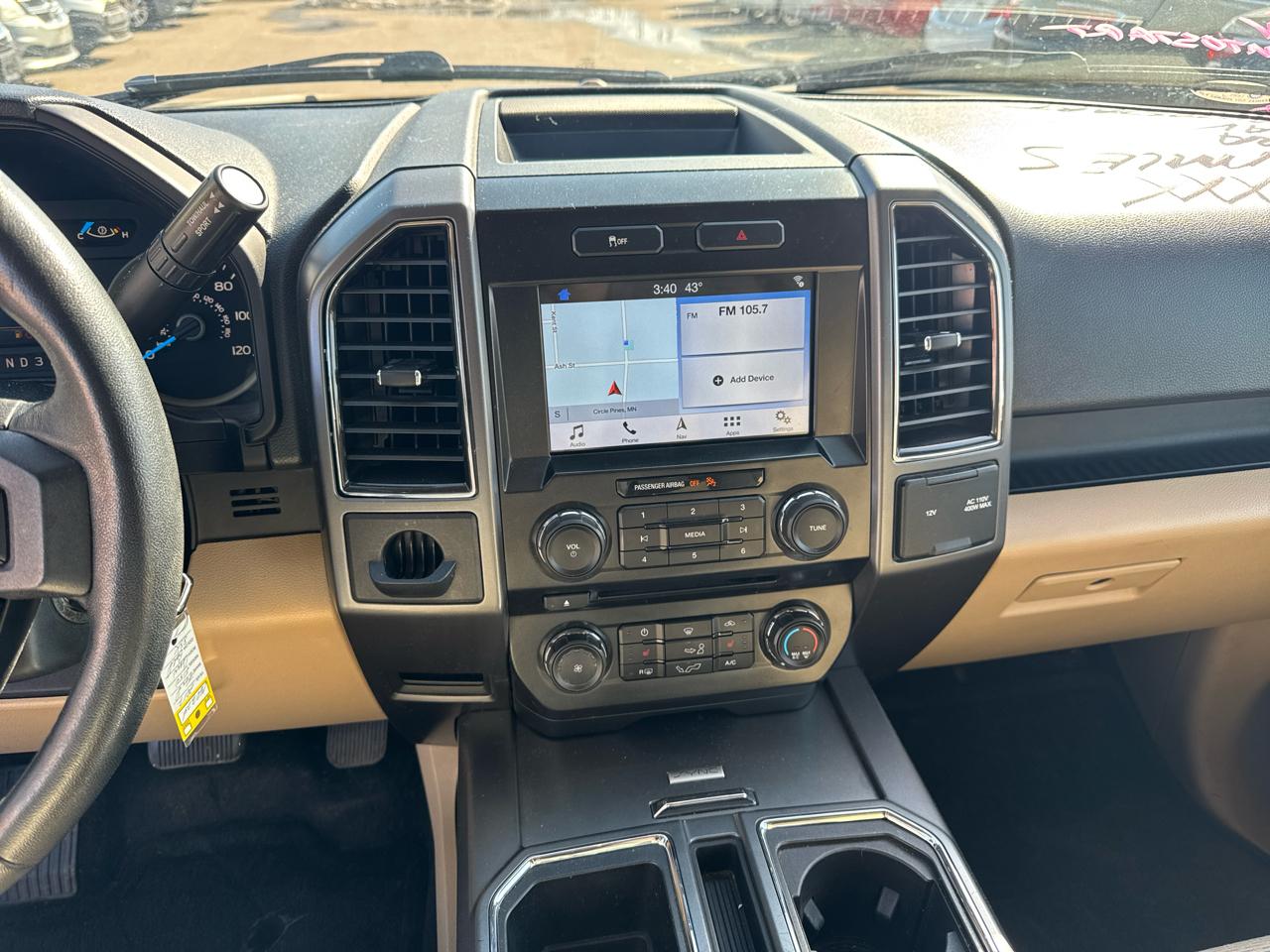 Ford F-150 2WD SuperCrew 145" XLT 2017