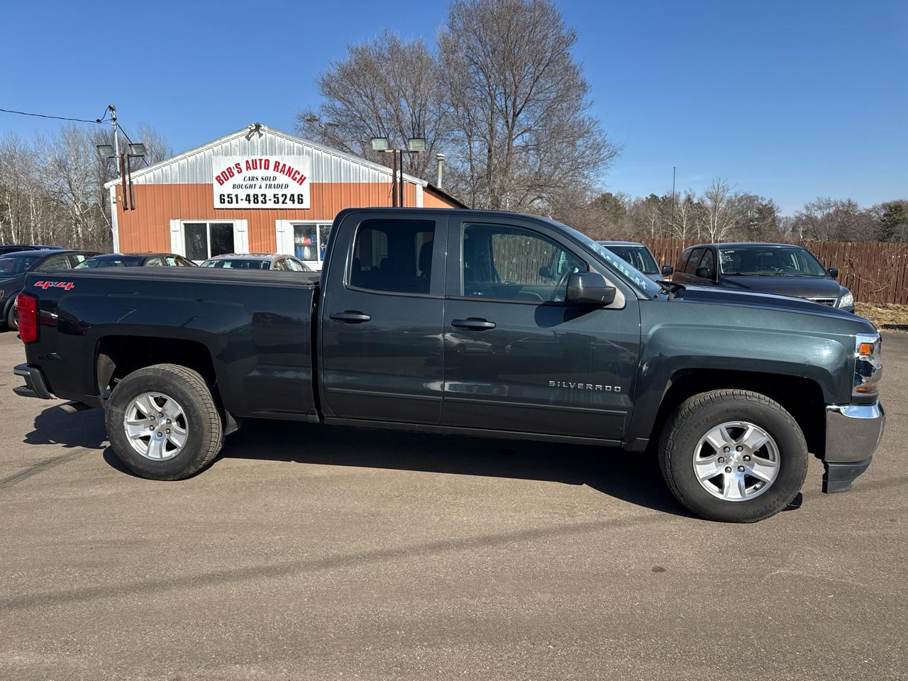 Chevrolet Silverado 1500 4WD Double Cab 143.5" LT w/1LT 2017