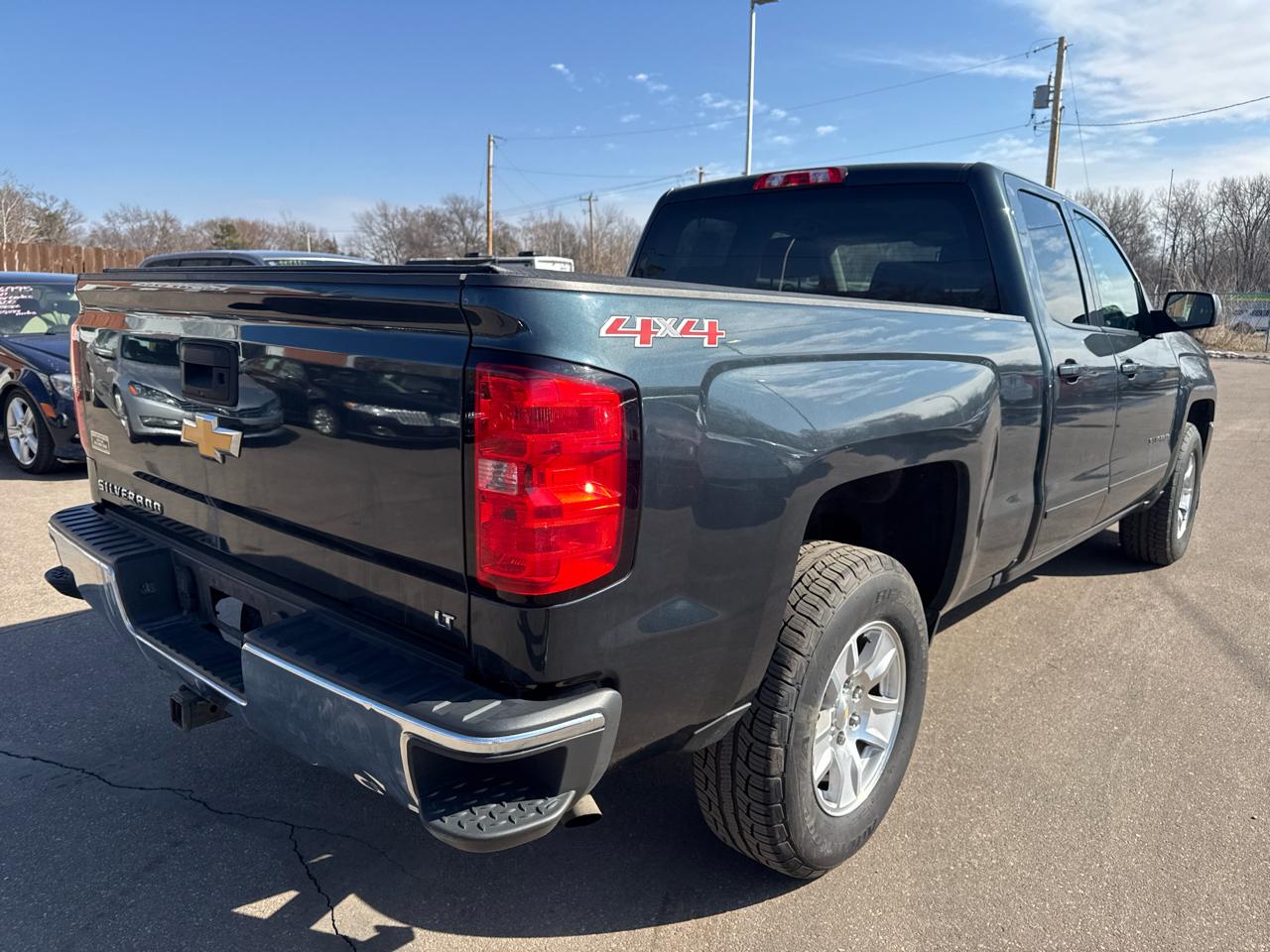 Chevrolet Silverado 1500 4WD Double Cab 143.5" LT w/1LT 2017