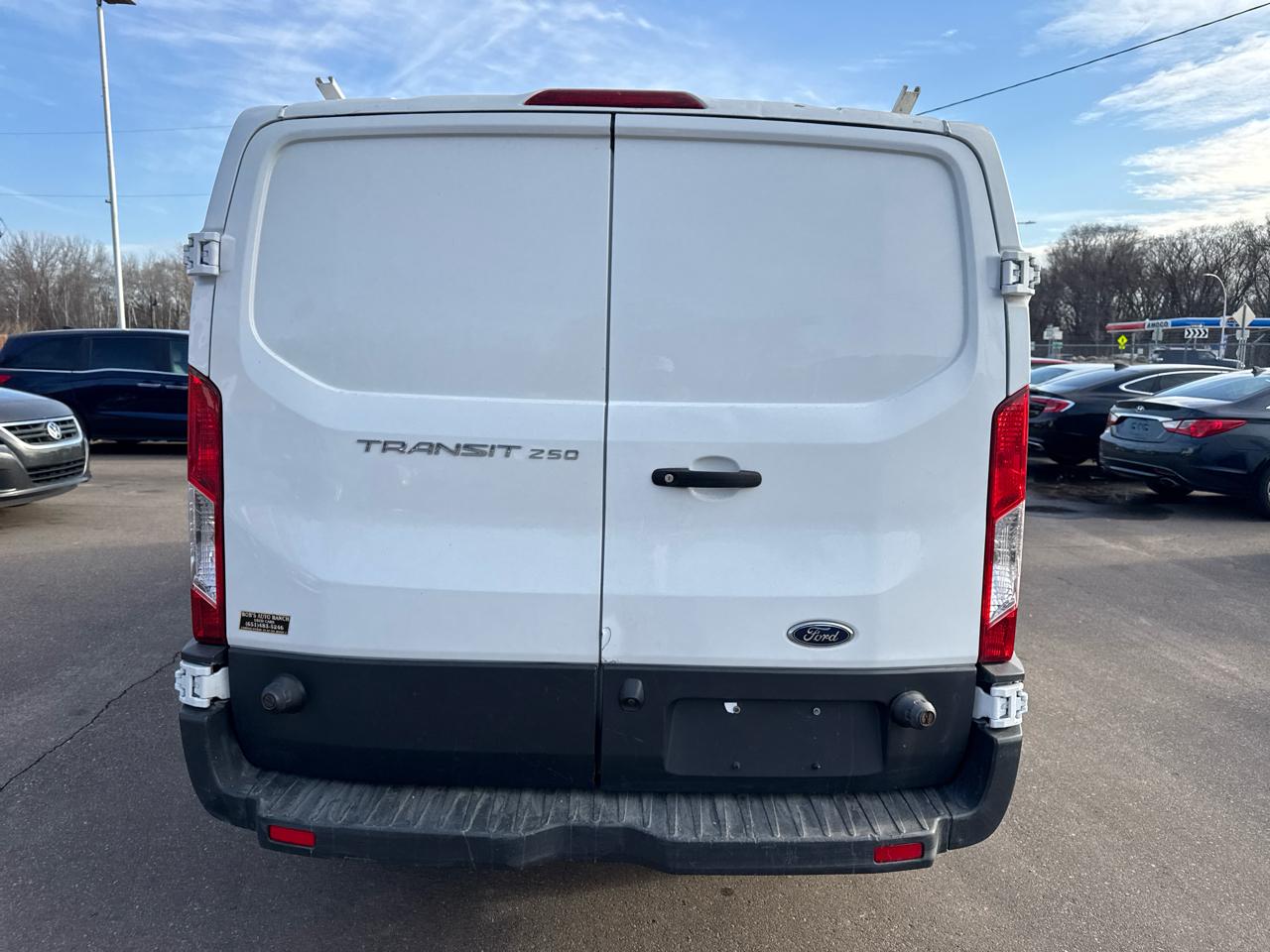 Ford Transit Van T-250 148" Low Rf 9000 GVWR Swing-Out RH Dr 2018