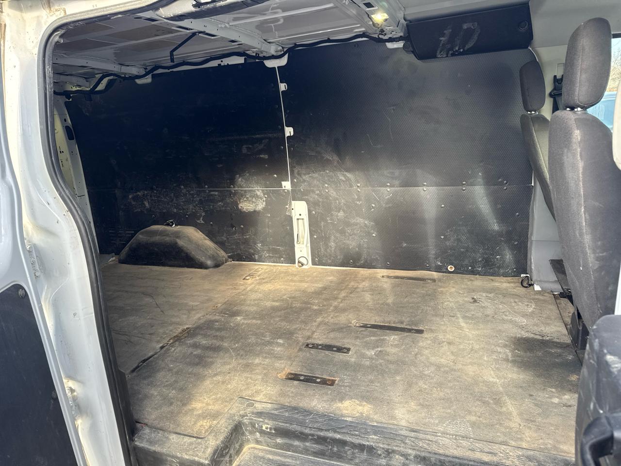 Ford Transit Van T-250 148" Low Rf 9000 GVWR Swing-Out RH Dr 2018