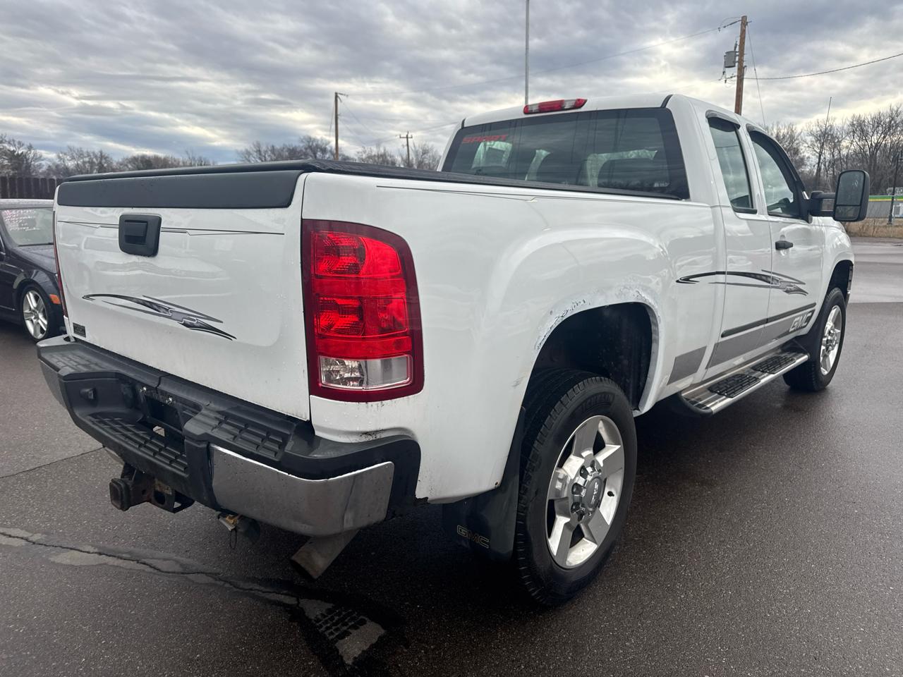GMC Sierra 2500HD 4WD Ext Cab 144.2" Work Truck 2011