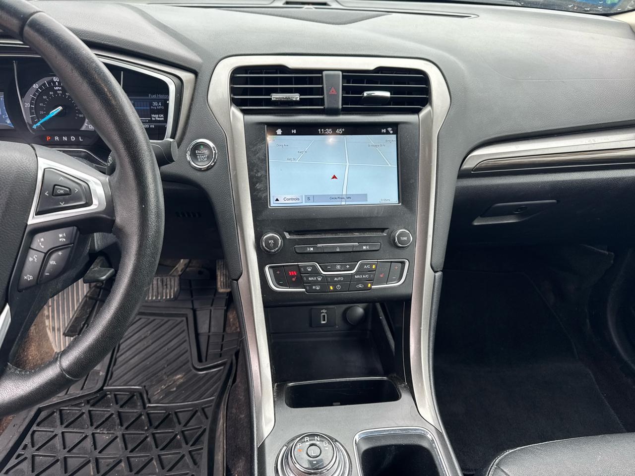 Ford Fusion Hybrid SE FWD 2017