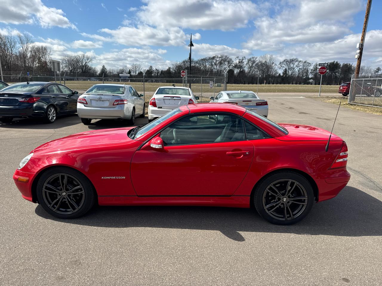 Mercedes-Benz SLK-Class 2dr Kompressor Roadster 2.3L 2003