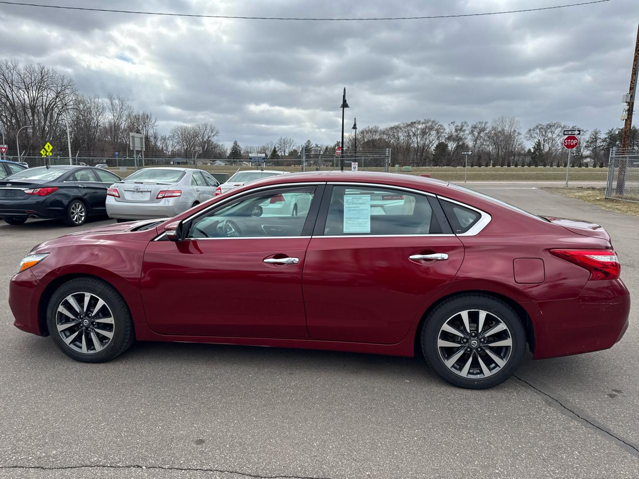 Nissan Altima 2.5 SL Sedan 2017