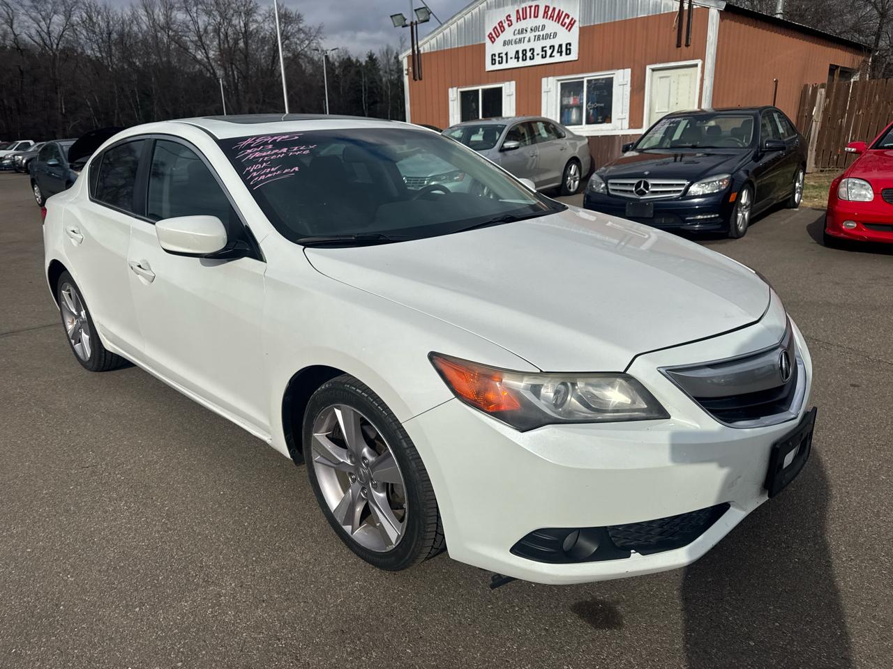 Acura ILX 4dr Sdn 2.0L Tech Pkg 2013