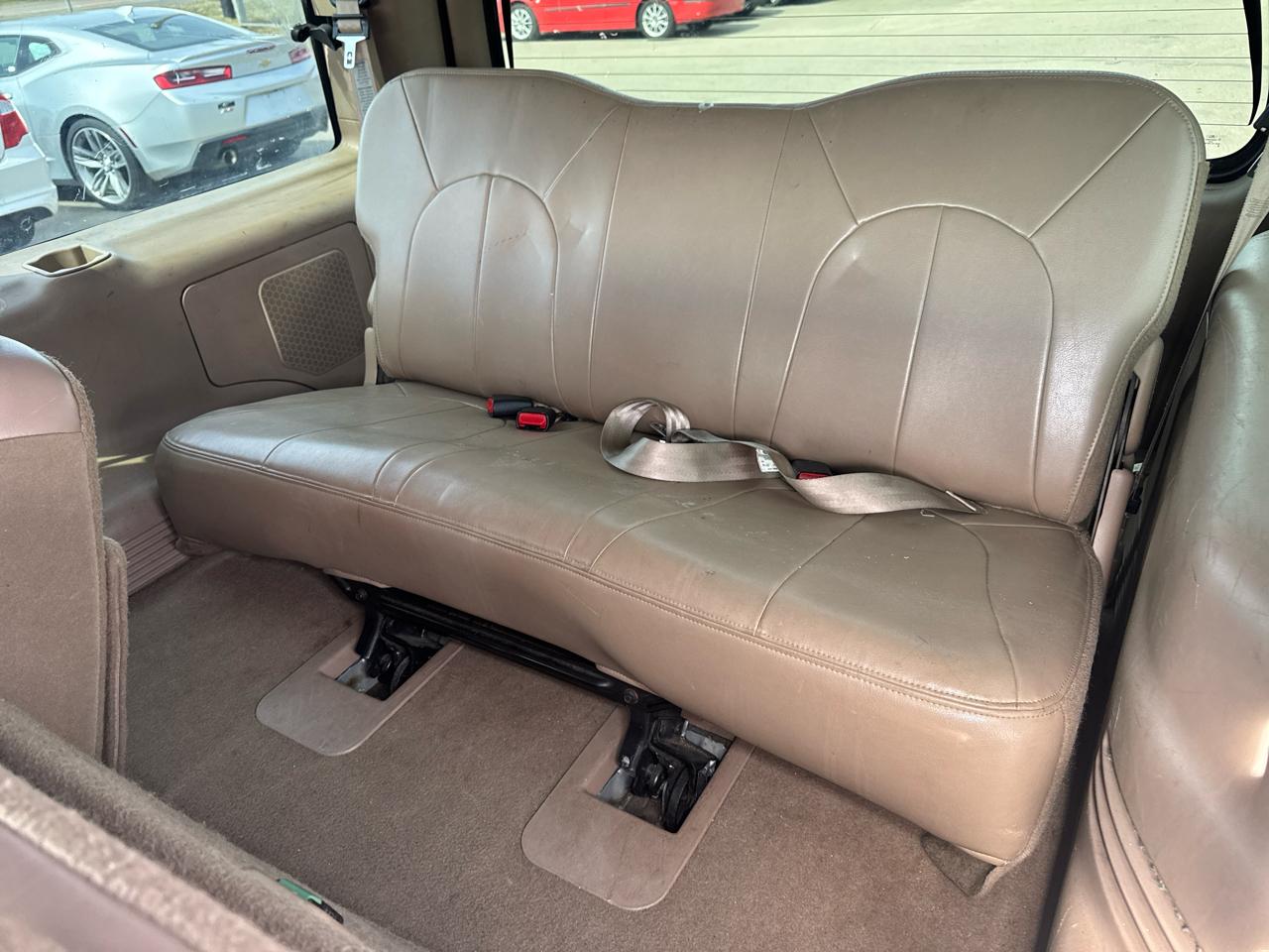 Ford Expedition 119" WB Eddie Bauer 1999