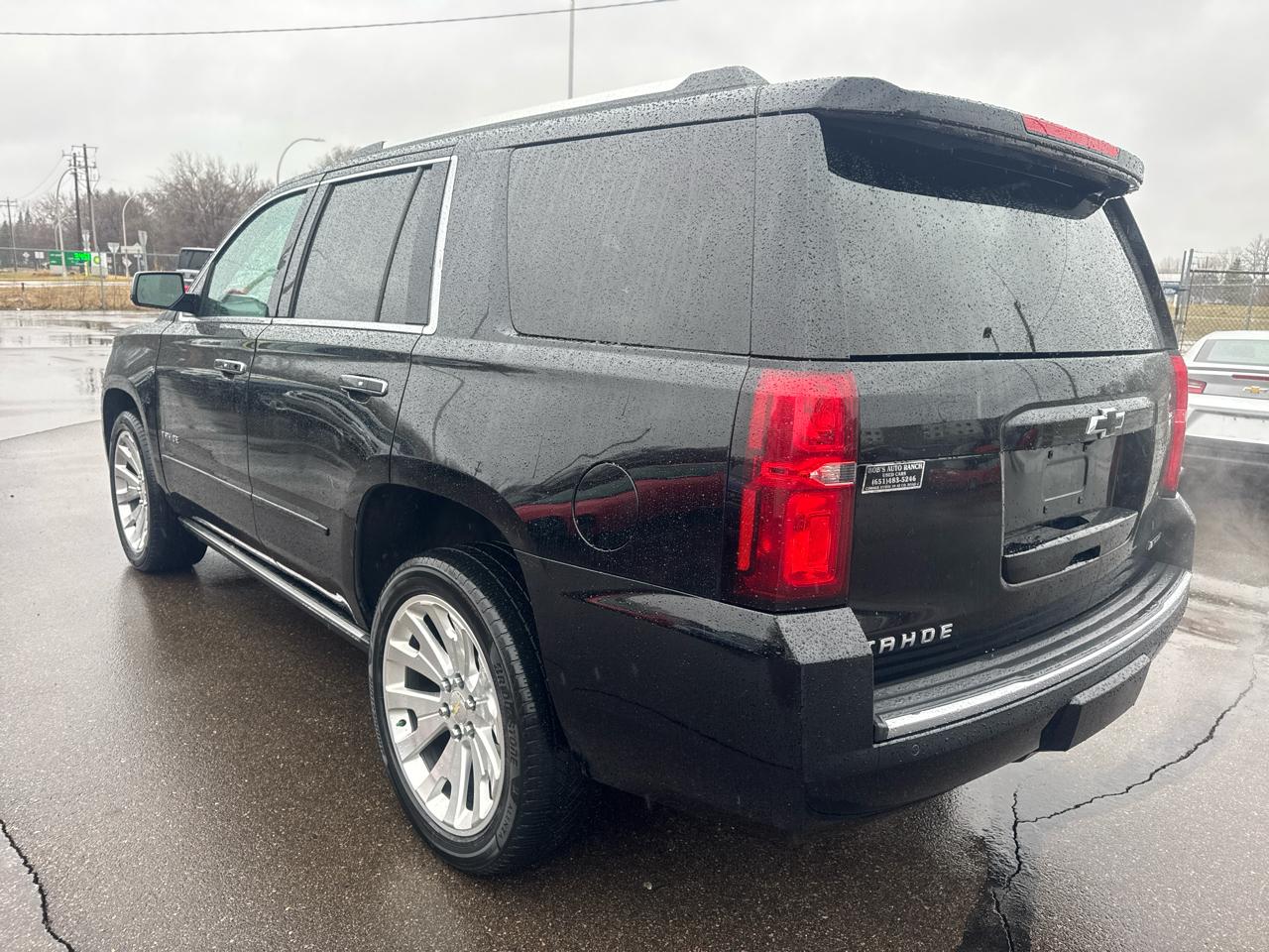 Chevrolet Tahoe 4WD 4dr Premier 2017