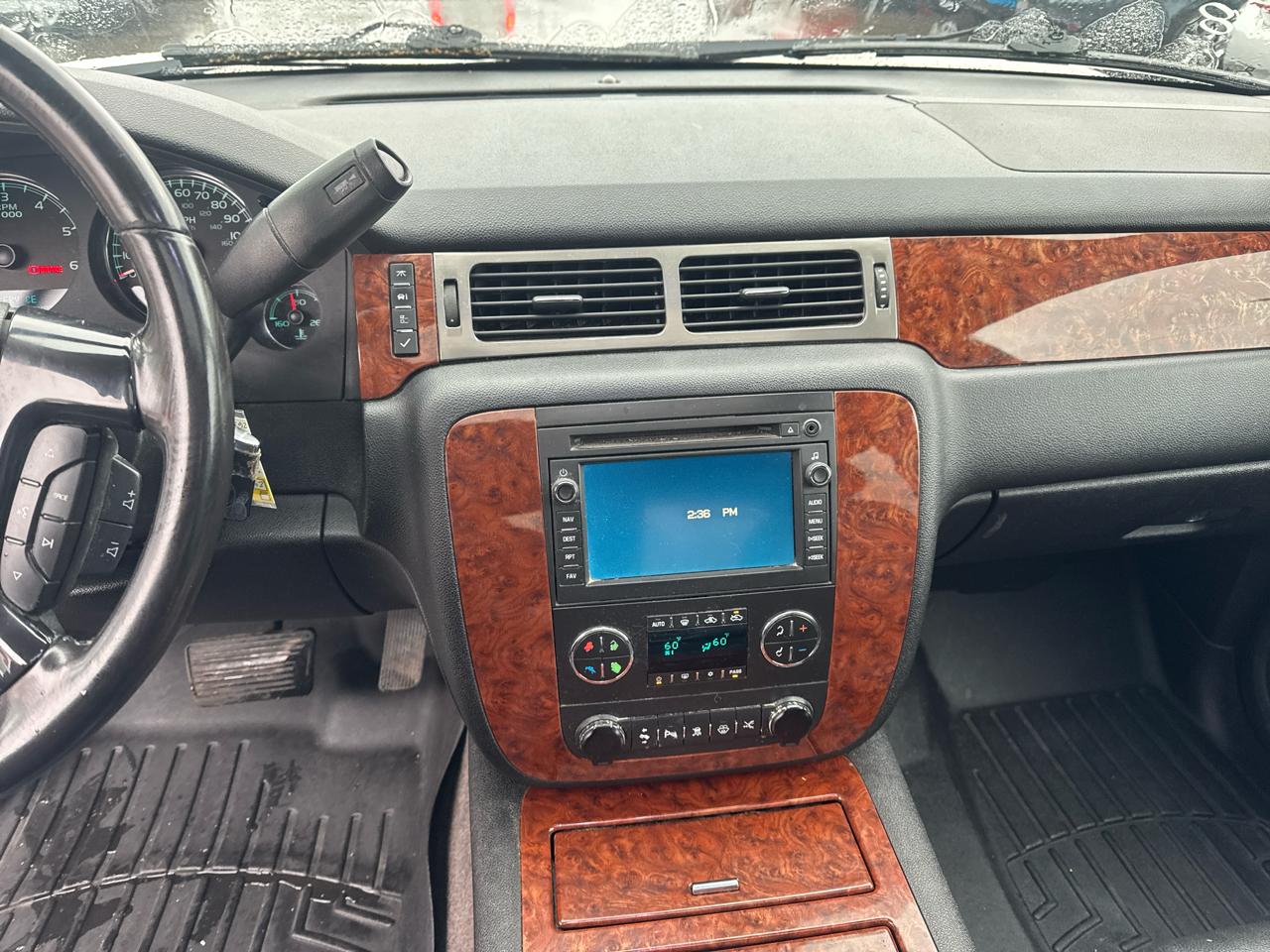 Chevrolet Avalanche 4WD Crew Cab 130" LTZ 2008