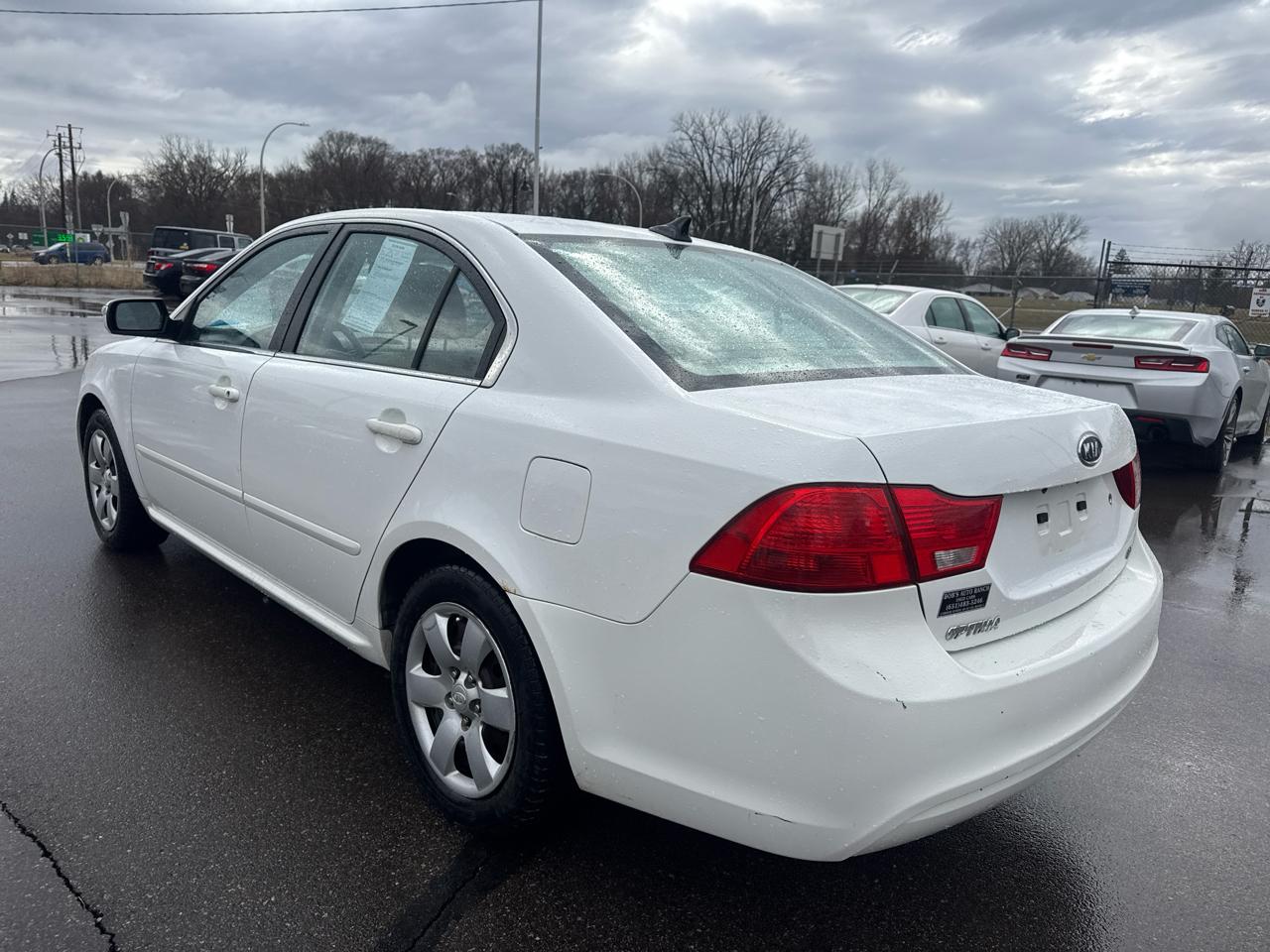 Kia Optima 4dr Sdn I4 Auto LX 2010