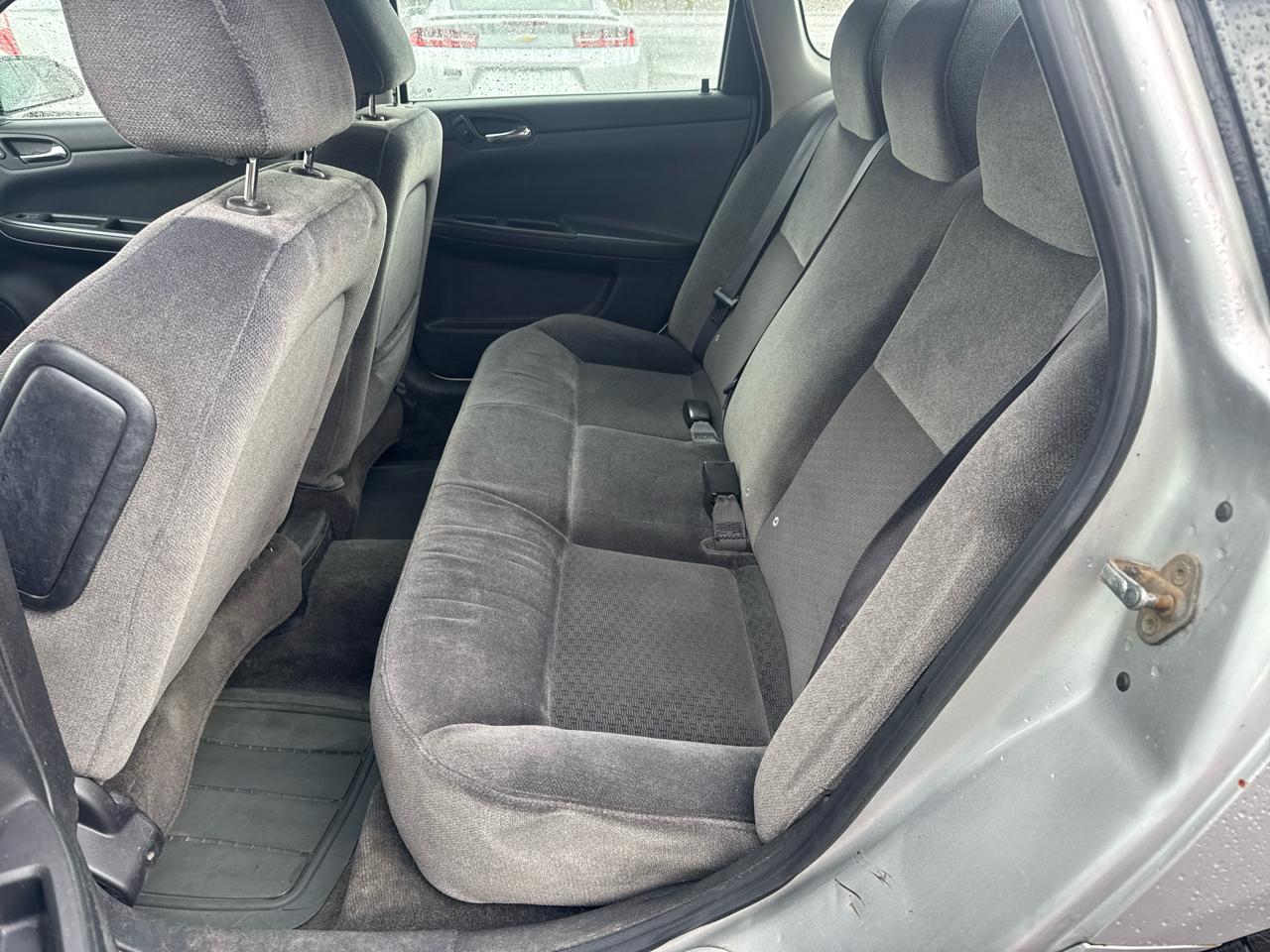 Chevrolet Impala 4dr Sdn LT Fleet 2011