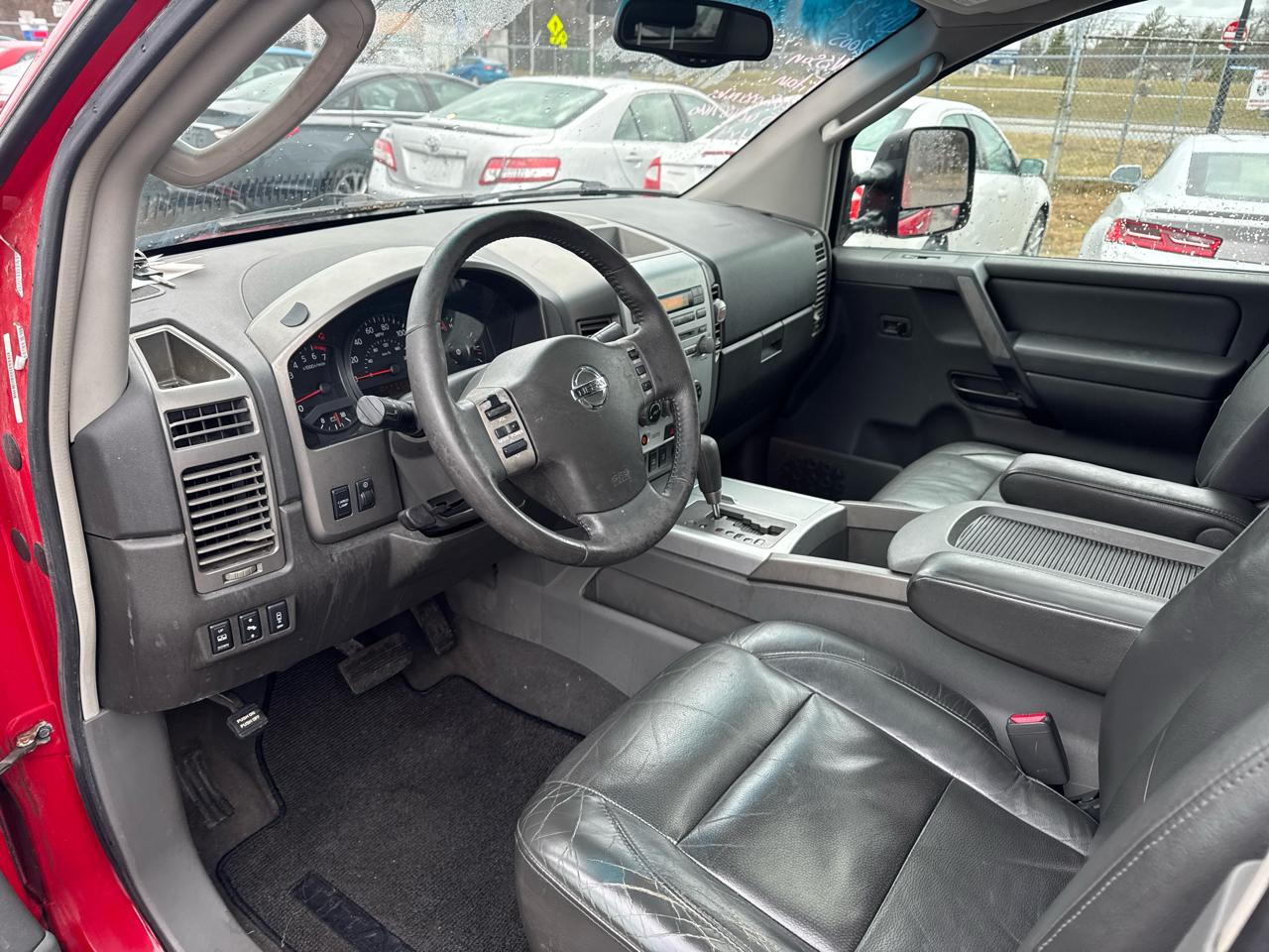 Nissan Titan LE Crew Cab 4WD FFV 2005