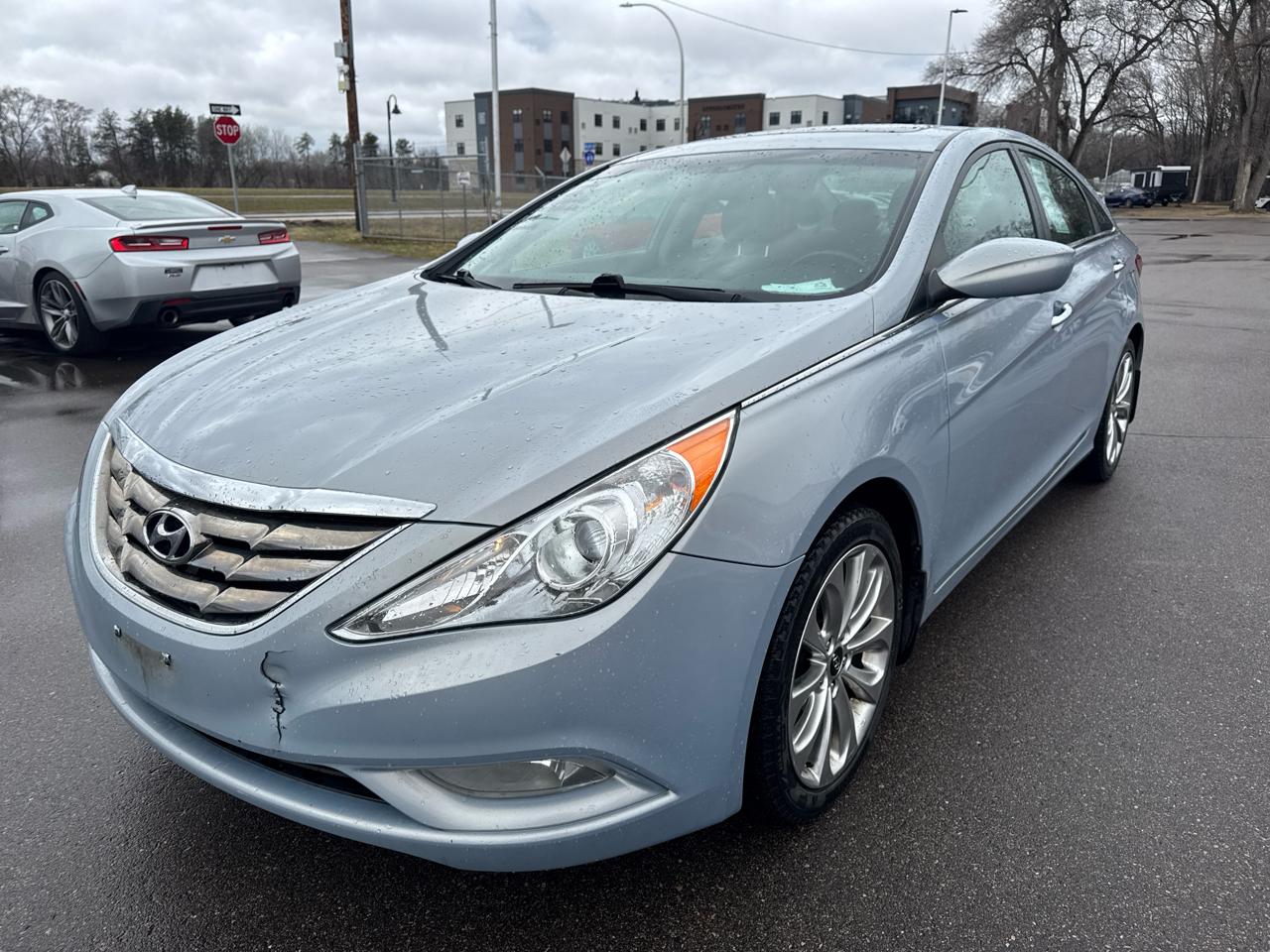 Hyundai Sonata 4dr Sdn 2.4L Auto SE 2013
