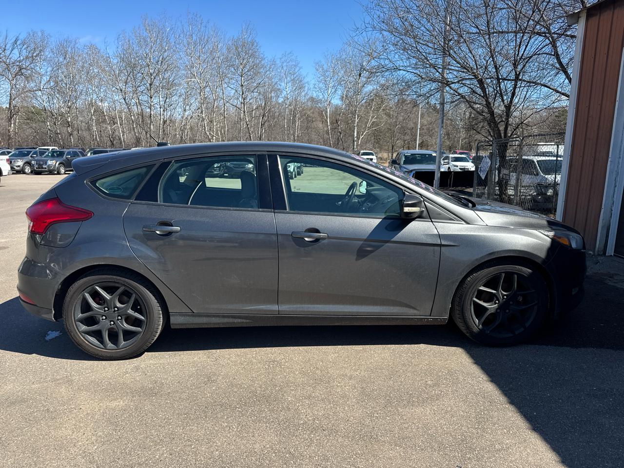 Ford Focus 5dr HB SE 2015