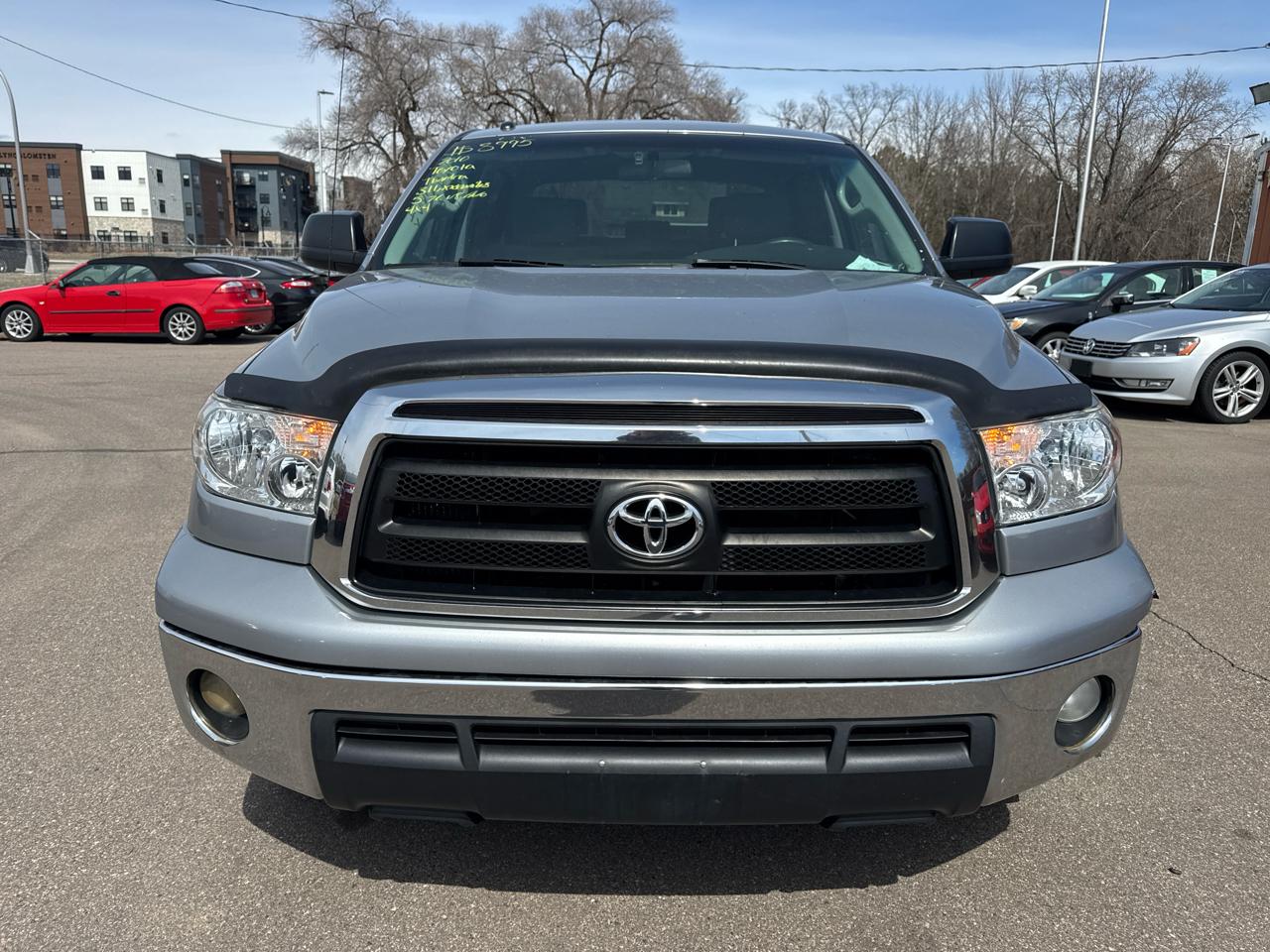 Toyota Tundra 4WD Truck CrewMax 5.7L FFV V8 6-Spd AT (Natl) 2010