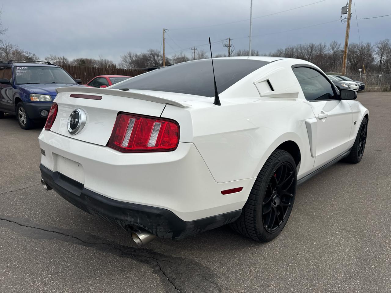 Ford Mustang 2dr Cpe GT 2010