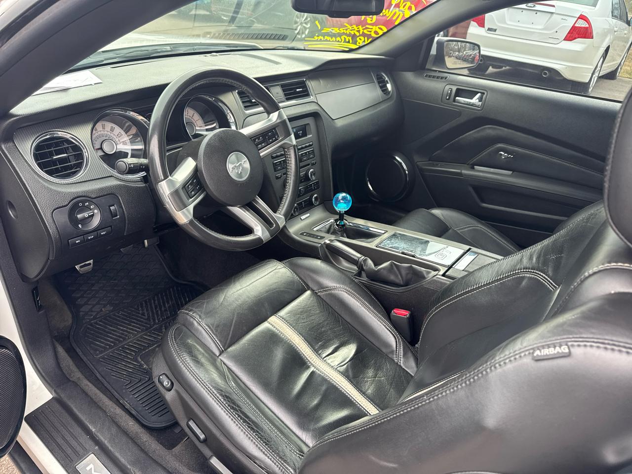 Ford Mustang 2dr Cpe GT 2010