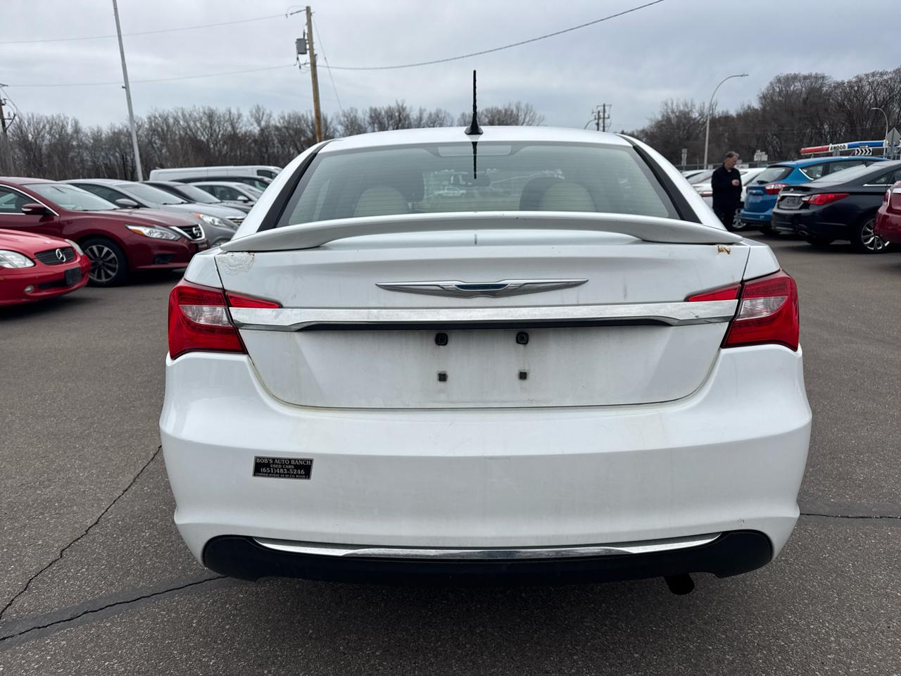 Chrysler 200 4dr Sdn Limited 2011