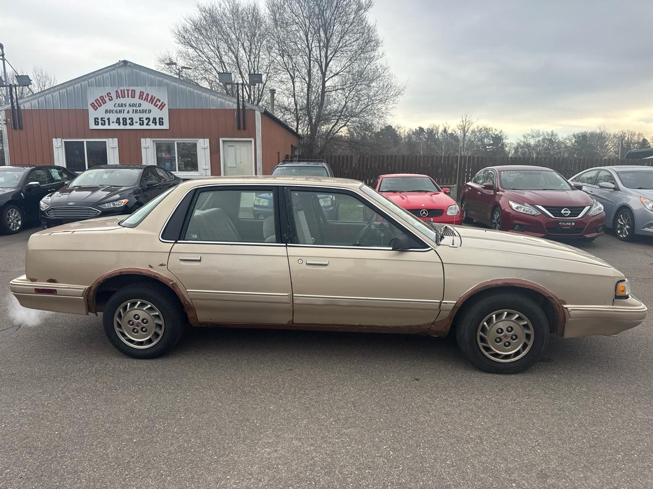 Oldsmobile Ciera 4dr Sedan Series II - R7C 1995