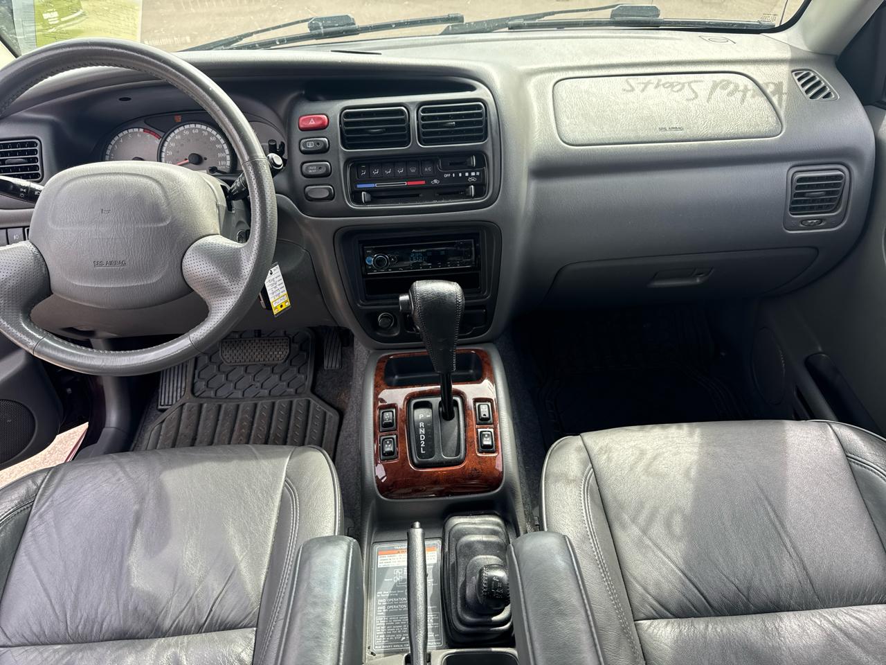 Suzuki XL-7 4dr Standard Auto 4WD 2002