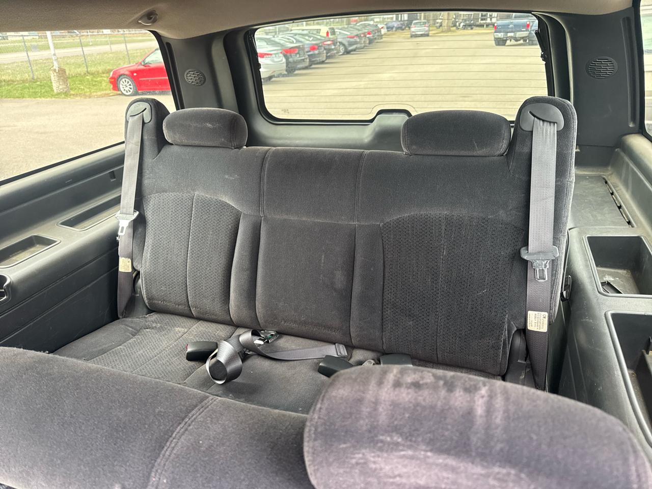 Chevrolet Suburban 4dr 1500 4WD LS 2002