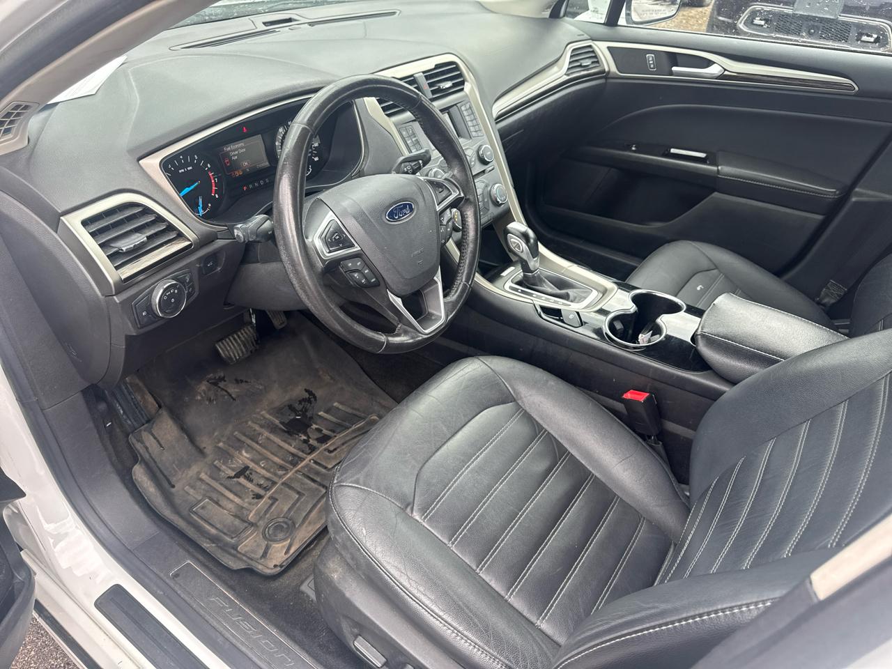 Ford Fusion 4dr Sdn SE FWD 2015