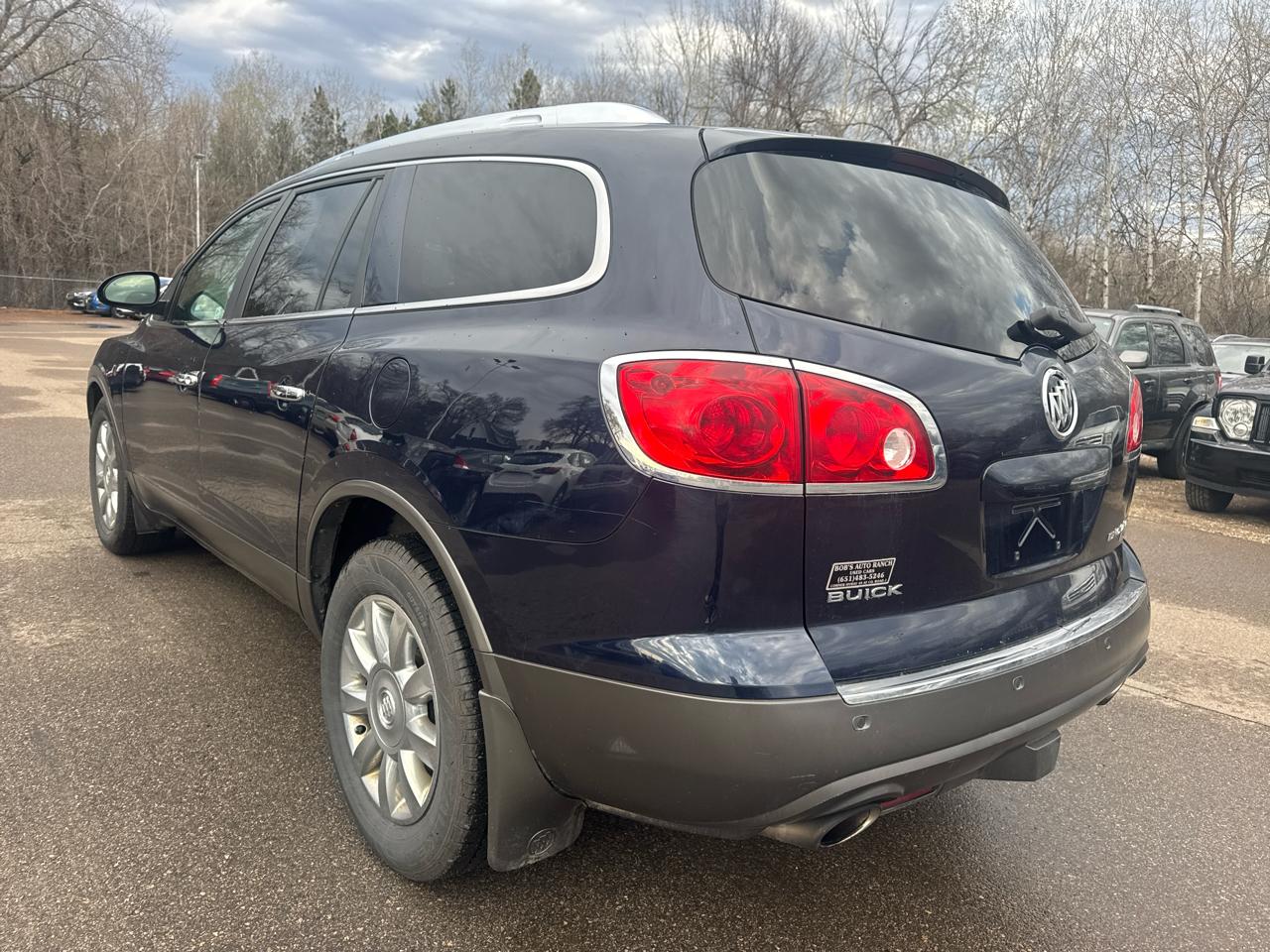 Buick Enclave AWD 4dr CXL-2 2011