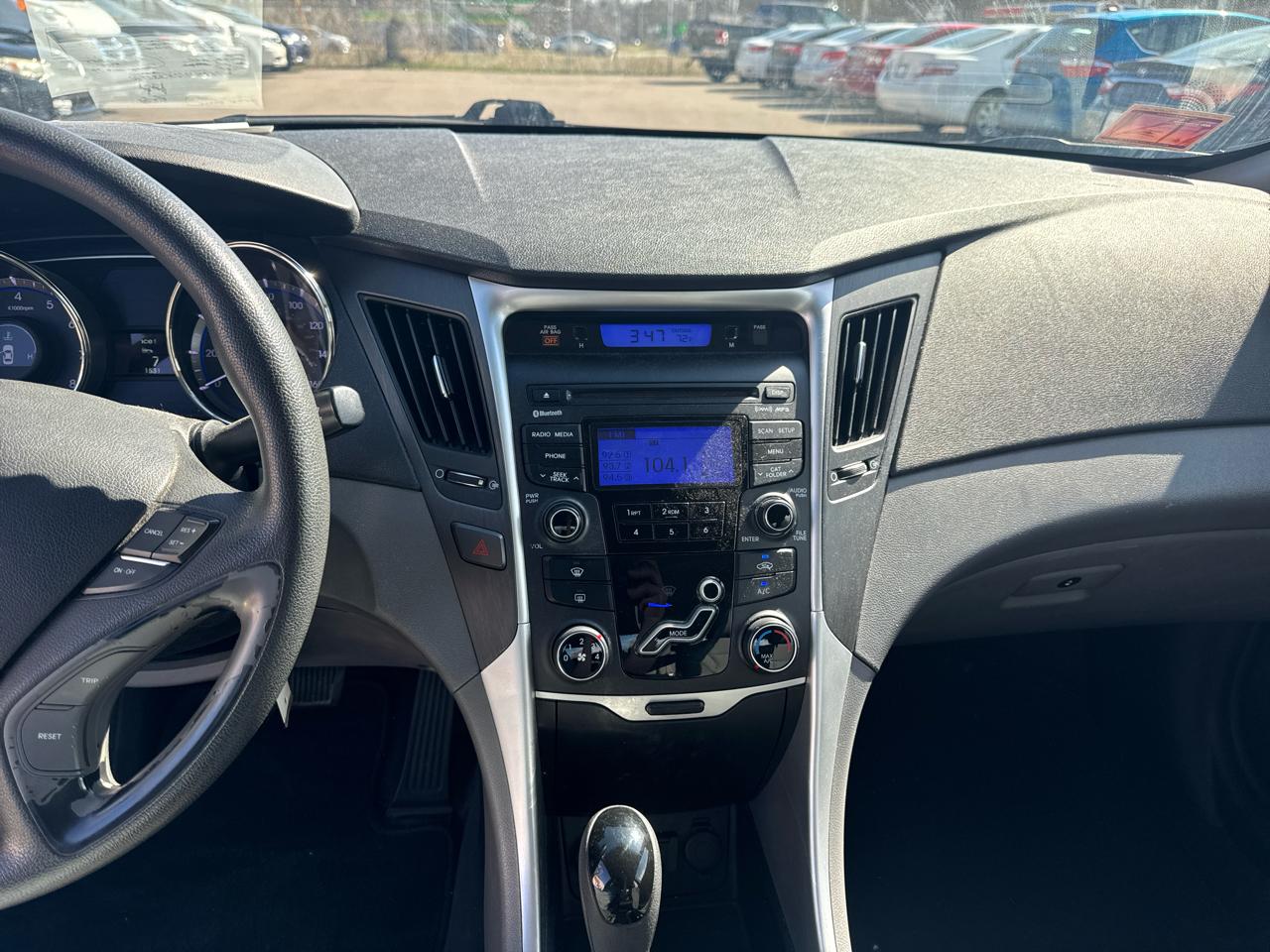 Hyundai Sonata 4dr Sdn 2.4L Auto GLS 2012