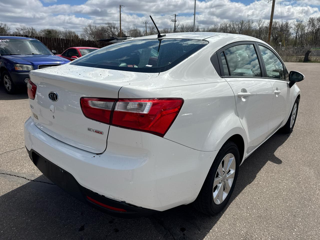 Kia Rio 4dr Sdn Auto EX 2012