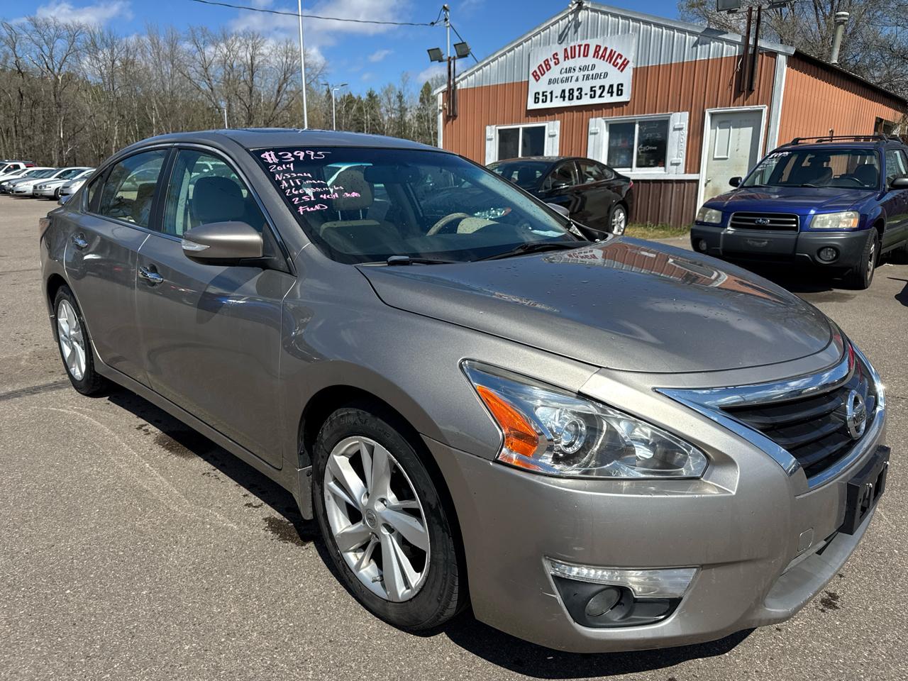 Nissan Altima 4dr Sdn I4 2.5 SV 2014